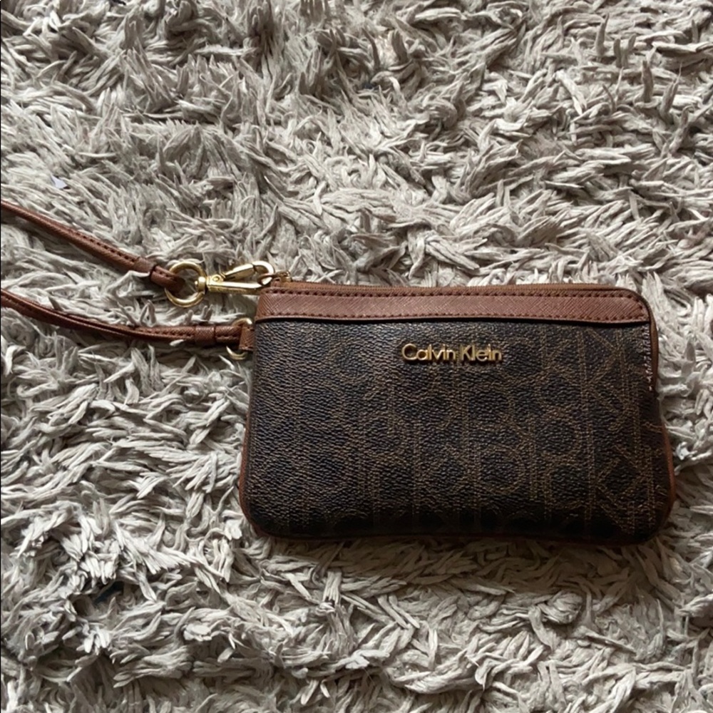 calvin klein wristlet